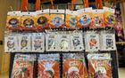 东北文化新潮来袭！万达影城推出“东北超”文创周边，本地特色与潮流元素完美融合，游客可现场购买体验地道东北风情