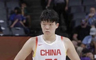 中国男篮新星杨瀚森即将正式集结国家队，备战新赛季热身赛，展现年轻力量风采
