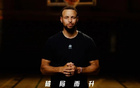 NBA超级巨星库里正式与李宁签署长期代言协议，合约长达十年，总价值高达27亿元人民币，引发体育与时尚界广泛关注与热议